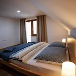 Martincek Apartman *
